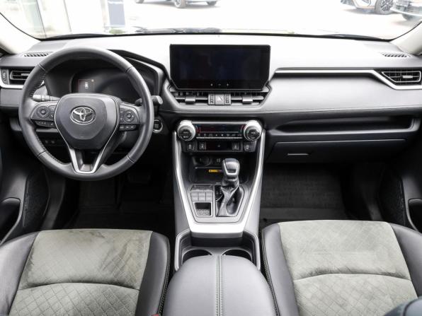 Toyota RAV4 V (XA50) с пробегом 2024 года, цена 3 749 000 рублей, 16867 км, внедорожник, Автокод Объявления