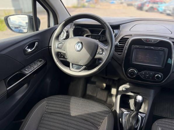 Renault Kaptur I с пробегом 2018 года, цена 1 175 000 рублей, 228000 км, внедорожник, Автокод Объявления