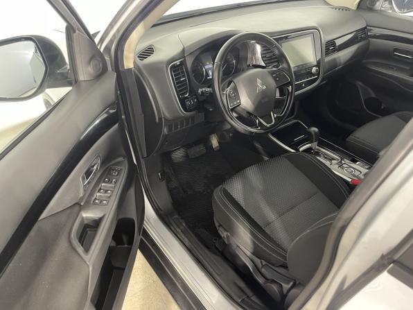 Mitsubishi Outlander III Рестайлинг 3 с пробегом 2020 года, цена 2 149 000 рублей, 135028 км, внедорожник, Автокод Объявления