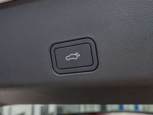 Geely Monjaro I Рестайлинг 2 (China Market) с пробегом 2026 года, цена 4 330 000 рублей, 24 км, внедорожник, Автокод Объявления