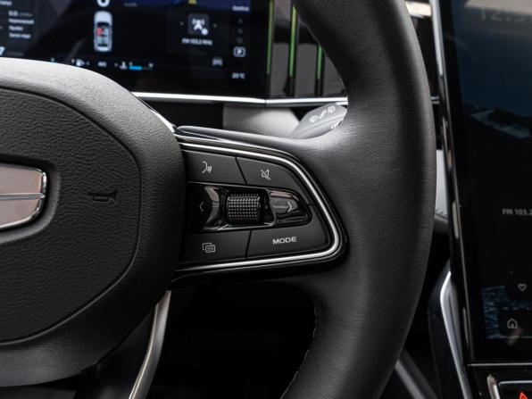 Geely Atlas II с пробегом 2024 года, цена 2 650 000 рублей, 30069 км, внедорожник, Автокод Объявления