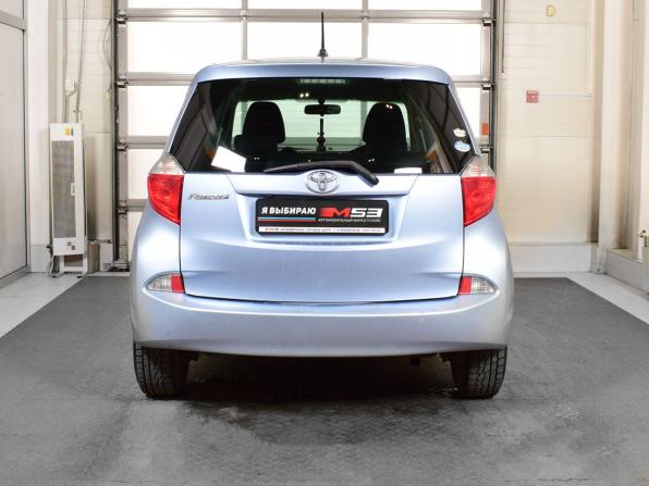 Toyota Ractis II с пробегом 2011 года, цена 689 995 рублей, 183344 км, хэтчбек, Автокод Объявления