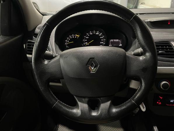 Renault Fluence I с пробегом 2011 года, цена 550 000 рублей, 207900 км, седан, Автокод Объявления