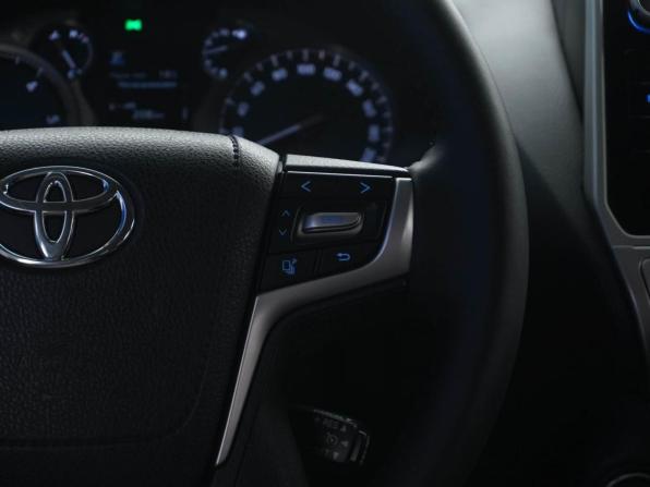 Toyota Land Cruiser Prado 150 Series Рестайлинг 2 с пробегом 2018 года, цена 4 712 444 рубля, 99479 км, внедорожник, Автокод Объявления