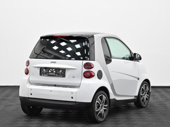 Smart Fortwo II с пробегом 2009 года, цена 599 000 рублей, 194000 км, хэтчбек, Автокод Объявления