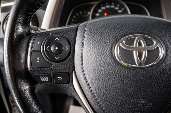 Toyota RAV4 IV (XA40) с пробегом 2014 года, цена 1 969 000 рублей, 202145 км, внедорожник, Автокод Объявления