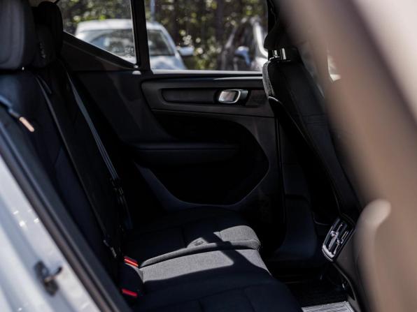 Volvo XC40 I с пробегом 2019 года, цена 2 190 000 рублей, 121897 км, внедорожник, Автокод Объявления