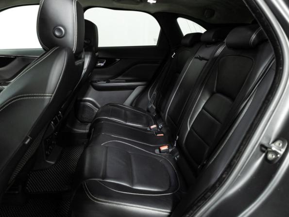 Jaguar F-Pace I с пробегом 2016 года, цена 2 749 700 рублей, 135178 км, внедорожник, Автокод Объявления