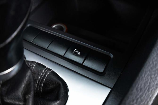 Volkswagen Jetta VI с пробегом 2014 года, цена 919 000 рублей, 240215 км, седан, Автокод Объявления