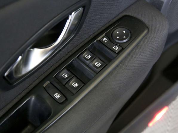 Renault Fluence I с пробегом 2010 года, цена 499 000 рублей, 210117 км, седан, Автокод Объявления