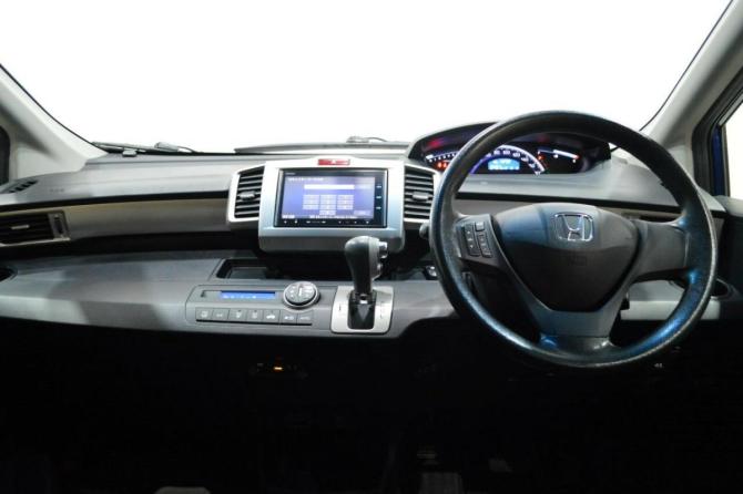 Honda Freed I Рестайлинг 2 с пробегом 2014 года, цена 1 149 000 рублей, 146772 км, компактвэн, Автокод Объявления