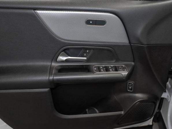Mercedes-Benz GLB I (X247) с пробегом 2020 года, цена 3 180 000 рублей, 72668 км, внедорожник, Автокод Объявления