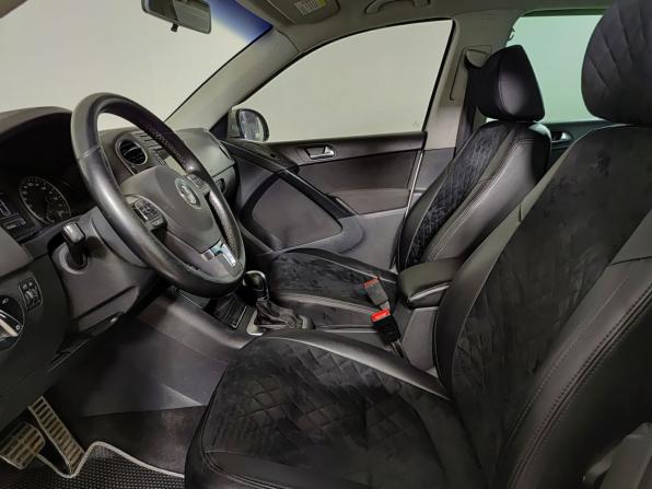 Volkswagen Tiguan I с пробегом 2010 года, цена 980 000 рублей, 243420 км, внедорожник, Автокод Объявления