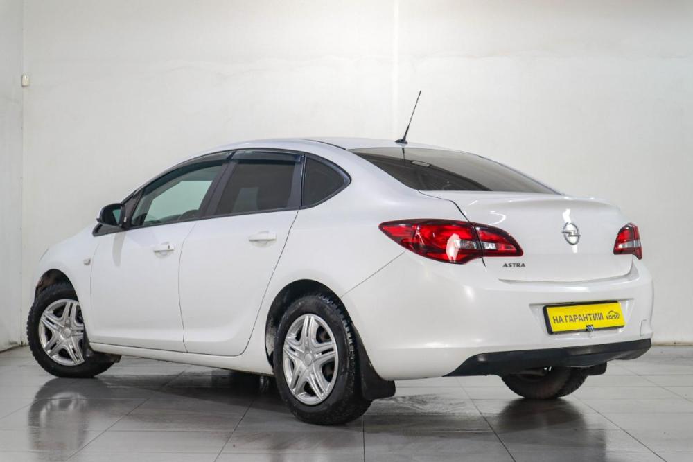 Opel Astra J Рестайлинг Челябинск  - изображение 5