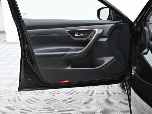 Nissan Teana III с пробегом 2015 года, цена 879 000 рублей, 117132 км, седан, Автокод Объявления
