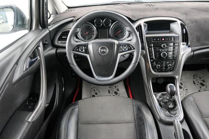 Opel Astra J с пробегом 2011 года, цена 629 000 рублей, 175161 км, хэтчбек, Автокод Объявления