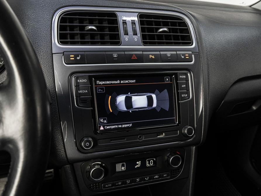 Volkswagen Polo V Рестайлинг Тюмень  - изображение 20