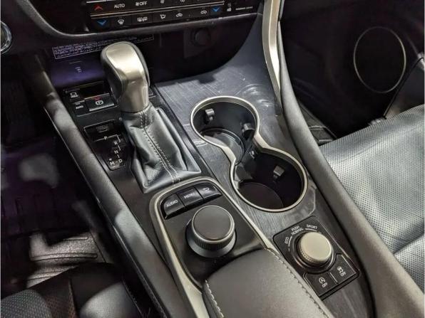 Lexus RX IV с пробегом 2016 года, цена 3 249 000 рублей, 136000 км, внедорожник, Автокод Объявления
