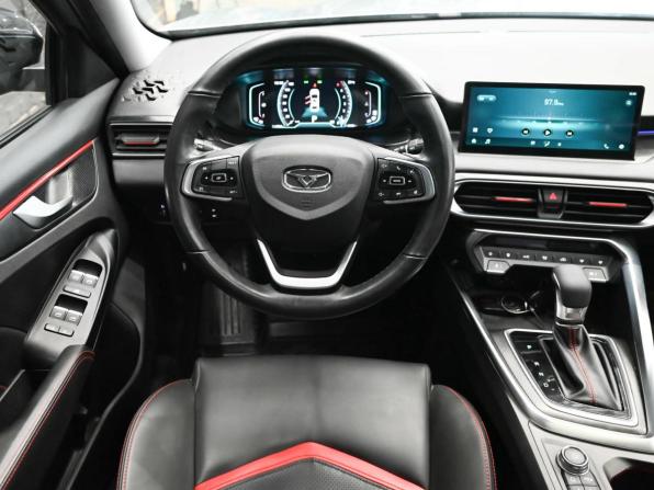 Kaiyi E5 с пробегом 2023 года, цена 1 650 000 рублей, 34706 км, седан, Автокод Объявления