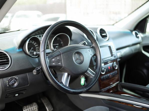Mercedes-Benz M-Класс II (W164) Рестайлинг с пробегом 2008 года, цена 1 299 000 рублей, 138000 км, внедорожник, Автокод Объявления