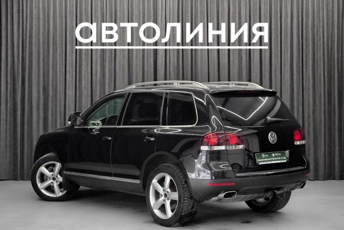 Volkswagen Touareg I Рестайлинг с пробегом 2007 года, цена 1 040 000 рублей, 215000 км, внедорожник, Автокод Объявления