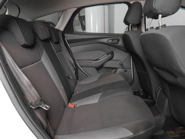 Ford Focus III с пробегом 2013 года, цена 625 000 рублей, 93294 км, хэтчбек, Автокод Объявления