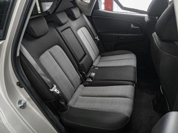 Kia Venga I с пробегом 2011 года, цена 1 049 000 рублей, 79739 км, компактвэн, Автокод Объявления
