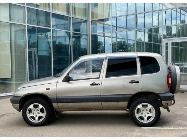 Chevrolet Niva I с пробегом 2006 года, цена 300 000 рублей, 181454 км, внедорожник, Автокод Объявления