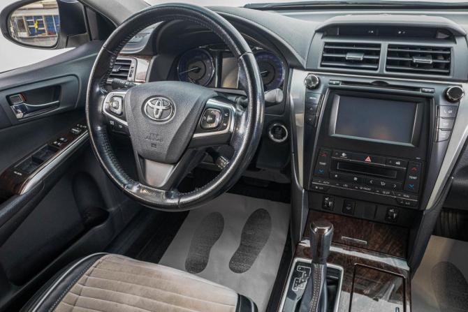 Toyota Camry VII (XV50) Рестайлинг 2 с пробегом 2018 года, цена 2 599 000 рублей, 115000 км, седан, Автокод Объявления
