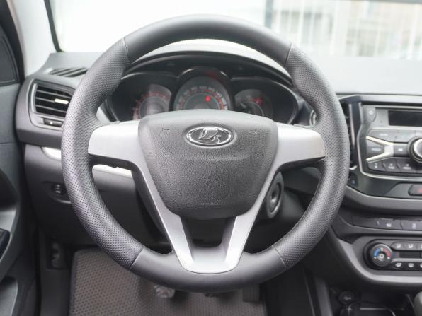 Lada (ВАЗ) Vesta I с пробегом 2017 года, цена 884 000 рублей, 136524 км, седан, Автокод Объявления