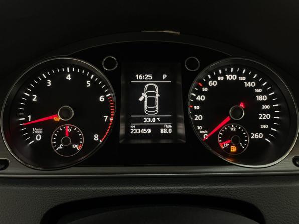 Volkswagen Passat B7 с пробегом 2014 года, цена 1 299 000 рублей, 233379 км, седан, Автокод Объявления