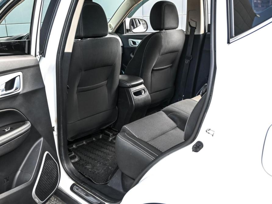 Geely Emgrand X7 I Рестайлинг 2 Новороссийск  - изображение 11