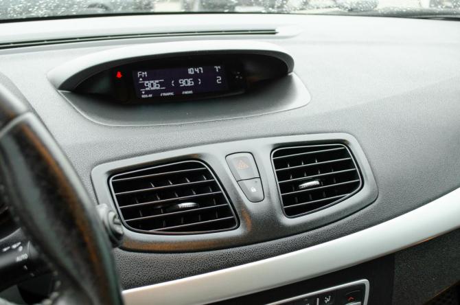 Renault Fluence I с пробегом 2012 года, цена 624 000 рублей, 222000 км, седан, Автокод Объявления