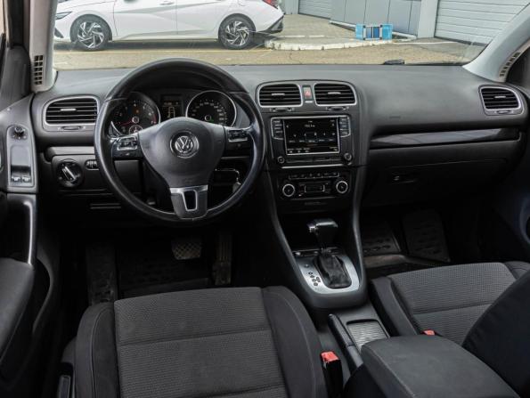 Volkswagen Golf VI с пробегом 2009 года, цена 810 000 рублей, 267476 км, хэтчбек, Автокод Объявления