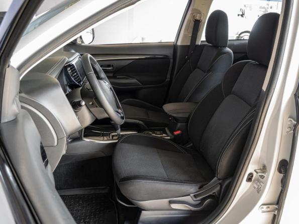 Mitsubishi Outlander III Рестайлинг 2 с пробегом 2018 года, цена 1 775 000 рублей, 177797 км, внедорожник, Автокод Объявления