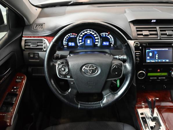 Toyota Camry VII (XV50) с пробегом 2012 года, цена 1 665 000 рублей, 160174 км, седан, Автокод Объявления