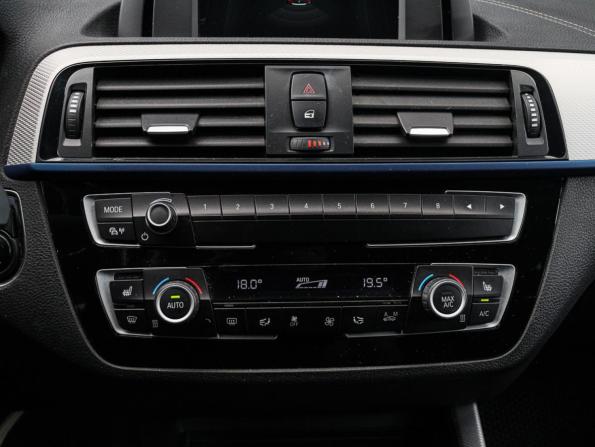 BMW 1 серии II (F20/F21) Рестайлинг 2 с пробегом 2019 года, цена 2 050 000 рублей, 127935 км, хэтчбек, Автокод Объявления