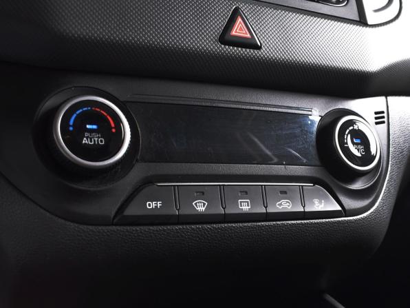 Hyundai Creta I с пробегом 2018 года, цена 1 399 999 рублей, 187132 км, внедорожник, Автокод Объявления