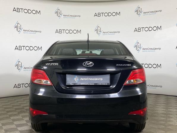 Hyundai Solaris I Рестайлинг с пробегом 2015 года, цена 1 019 000 рублей, 108000 км, седан, Автокод Объявления
