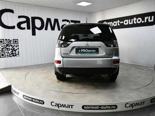 Mitsubishi Outlander II Рестайлинг с пробегом 2010 года, цена 1 255 000 рублей, 276009 км, внедорожник, Автокод Объявления
