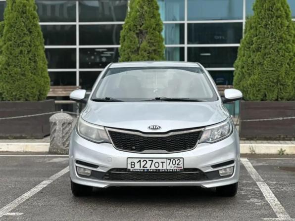 Kia Rio III Рестайлинг с пробегом 2017 года, цена 895 000 рублей, 114035 км, седан, Автокод Объявления