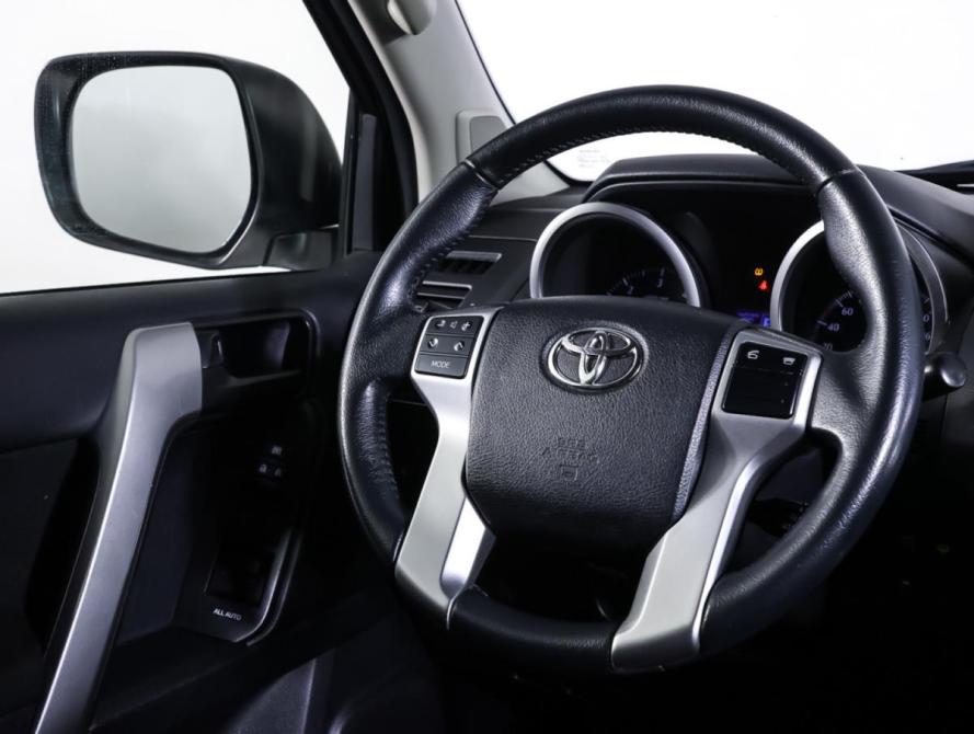 Toyota Land Cruiser Prado 150 Series Рестайлинг 1 Москва  - изображение 12