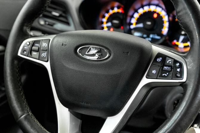 Lada (ВАЗ) Vesta I с пробегом 2020 года, цена 1 091 000 рублей, 103000 км, универсал, Автокод Объявления