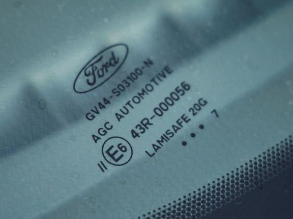 Ford Kuga II Рестайлинг с пробегом 2017 года, цена 1 648 000 рублей, 100066 км, внедорожник, Автокод Объявления
