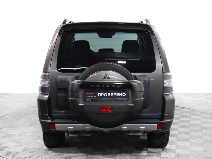 Mitsubishi Pajero IV Рестайлинг 1 Москва  - изображение 7