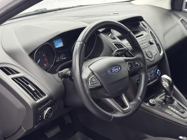 Ford Focus III Рестайлинг с пробегом 2018 года, цена 1 236 000 рублей, 62031 км, хэтчбек, Автокод Объявления