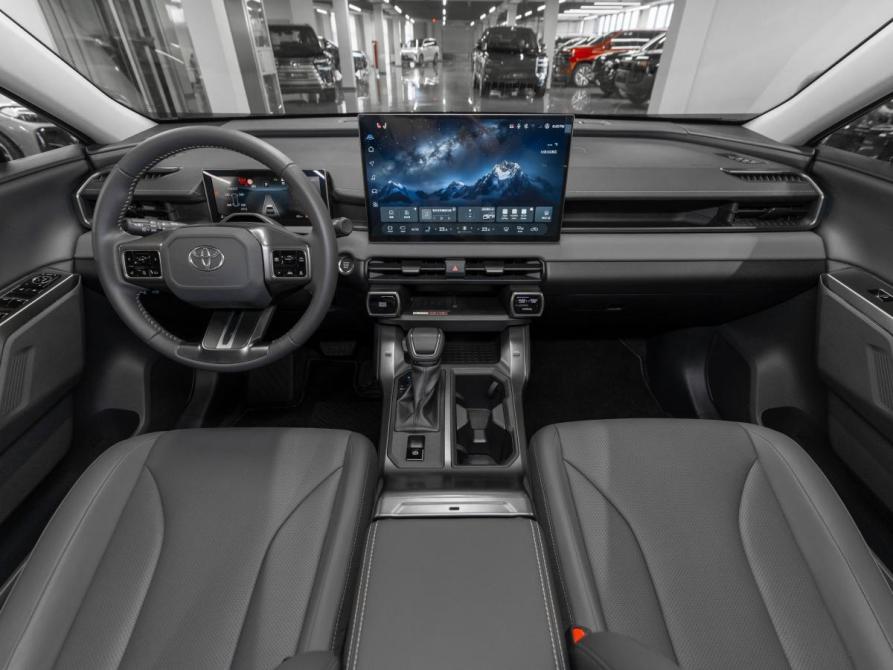 Toyota RAV4 VI (XA60) Москва  - изображение 13
