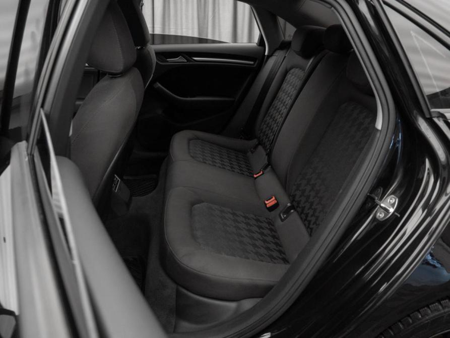 Audi A3 III (8V) Москва  - изображение 12
