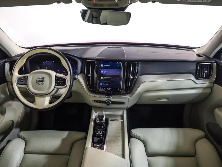 Volvo XC60 II Рестайлинг Санкт-Петербург  - изображение 12