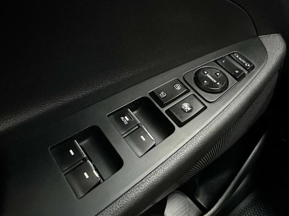 Hyundai Tucson III с пробегом 2016 года, цена 2 340 000 рублей, 103950 км, внедорожник, Автокод Объявления
